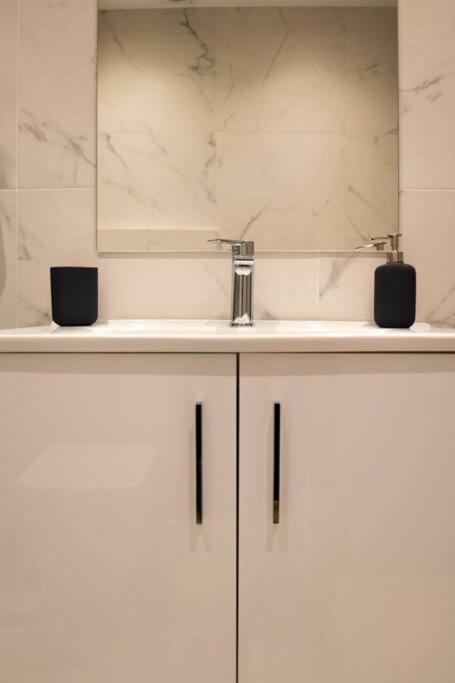 A11 Pristine & Comfy Studio Near Plaka & Parthenon Αθήνα Εξωτερικό φωτογραφία